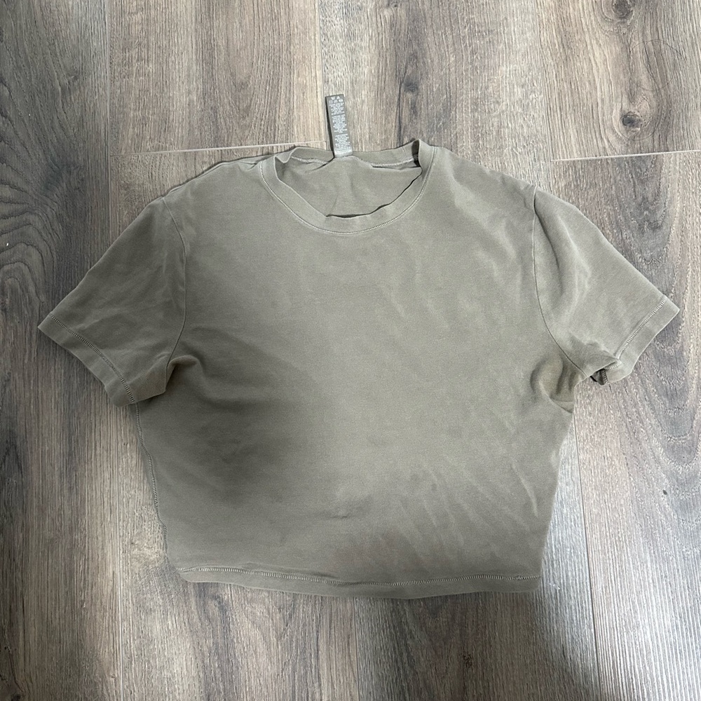 Skims vintage cropped t shirt in Desert